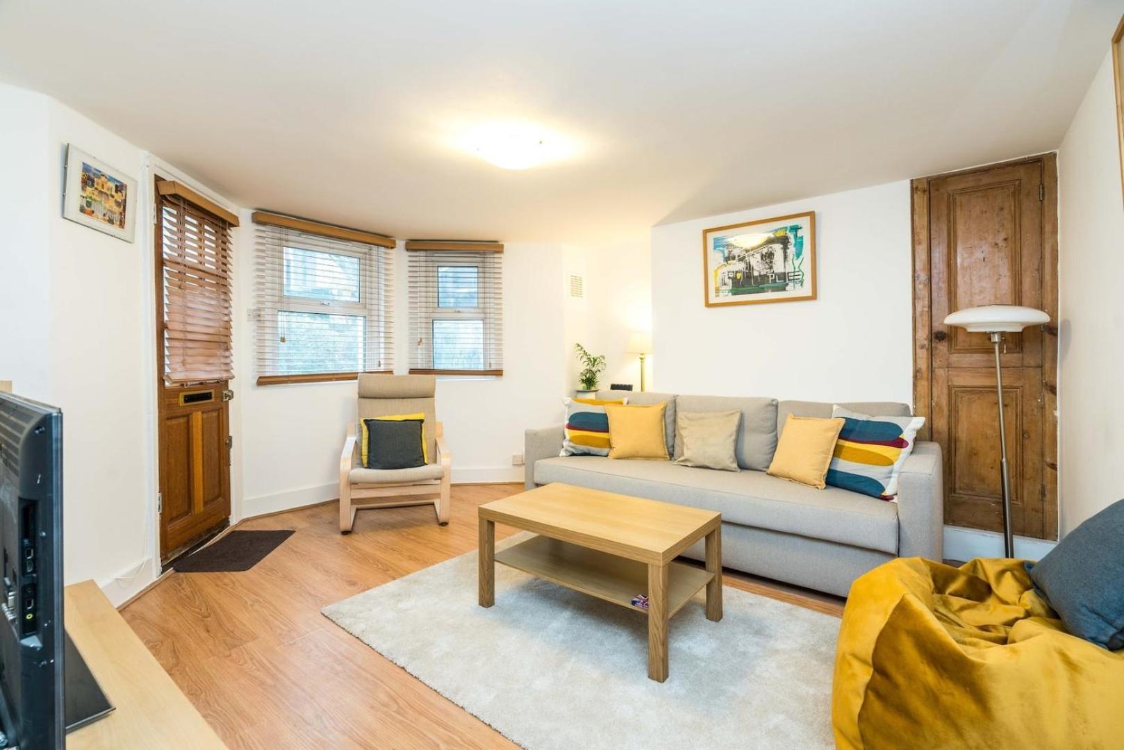 New Stylish 1 Bedroom Flat With Garden | London Bagian luar foto